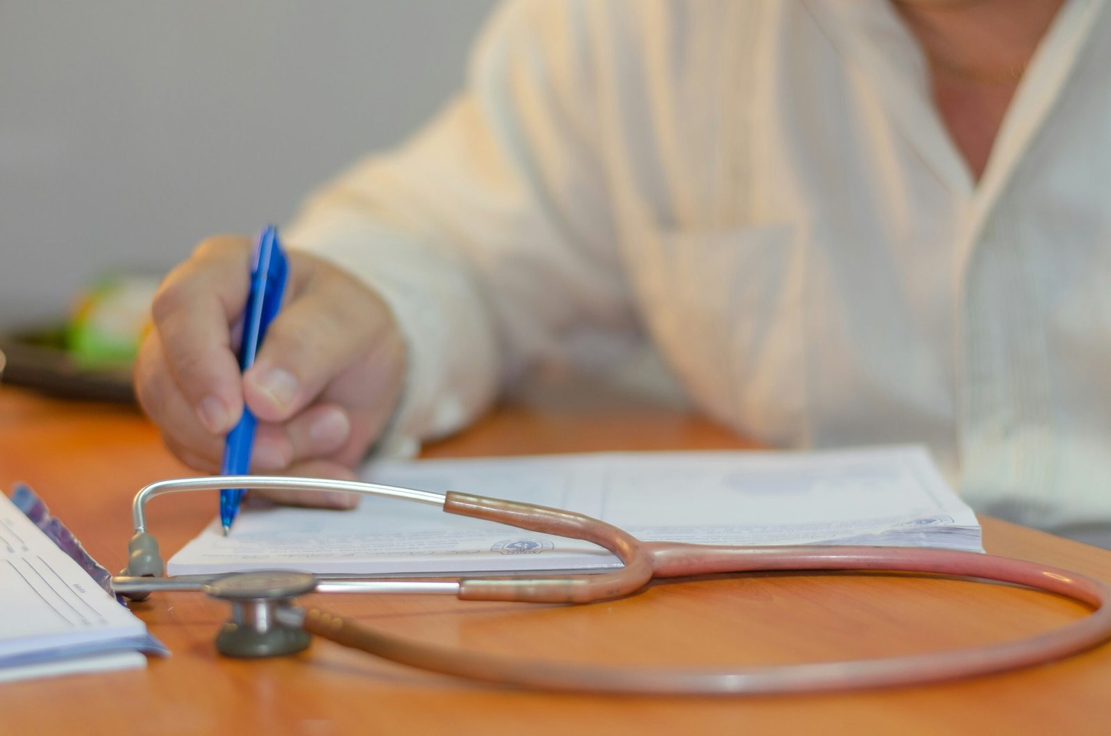 Health Insurance Deductibles Explained: HDHP vs PPO for Beginners